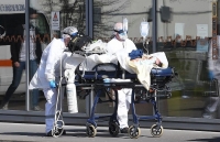 lanh tu toi cao iran my de nghi ho tro iran chong dich covid 19