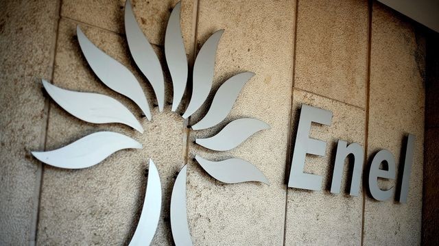 Italy's largest energy group Enel SpA accelerates the process of leaving Russia.  (Source: Bloomberg)