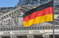 nhat ban tiep tuc duy tri thang du thuong mai lon