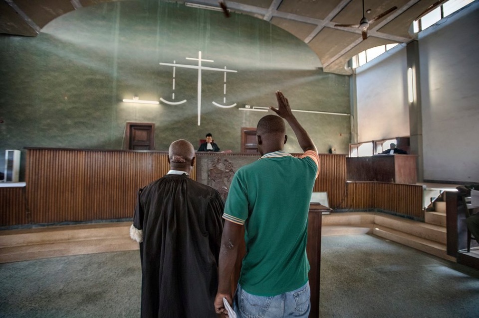 nhung dua tre tay phi thoat khoi cuoc song no le