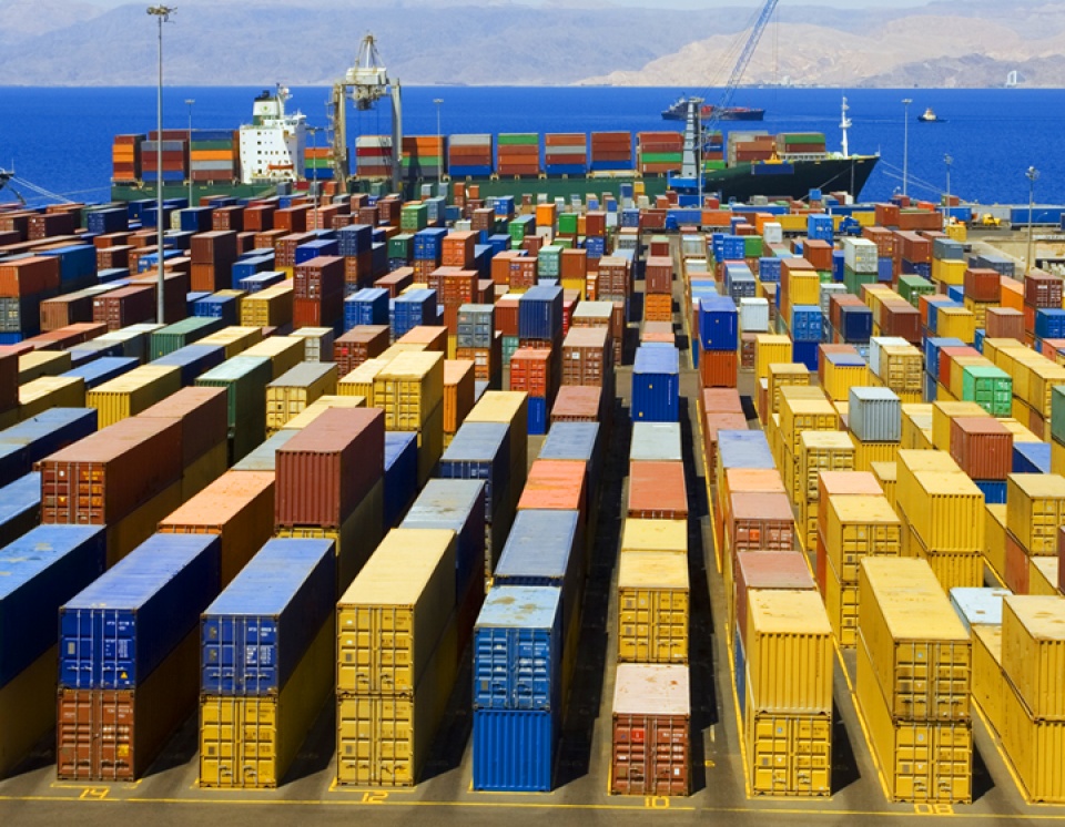 wall street journal chau a la diem sang thuong mai toan cau