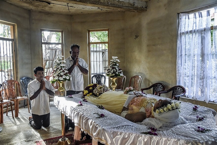 anh an tuong trong tuan 21 284 cap doi trieu tien nhay day chup anh cuoi