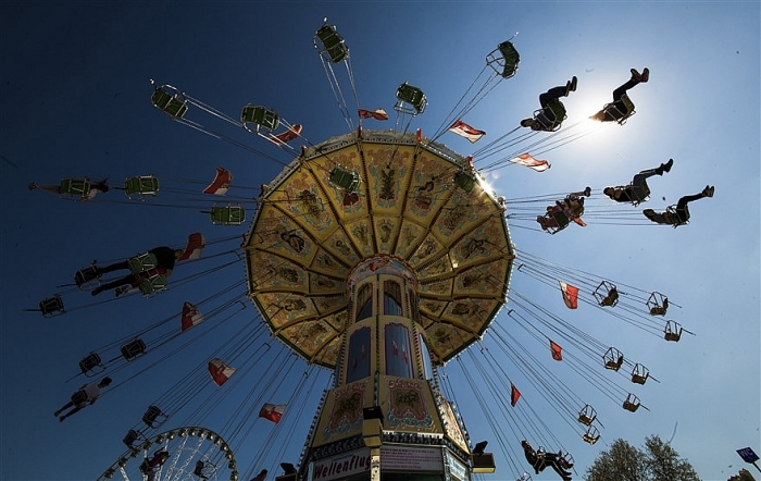 anh an tuong trong tuan 21 284 cap doi trieu tien nhay day chup anh cuoi