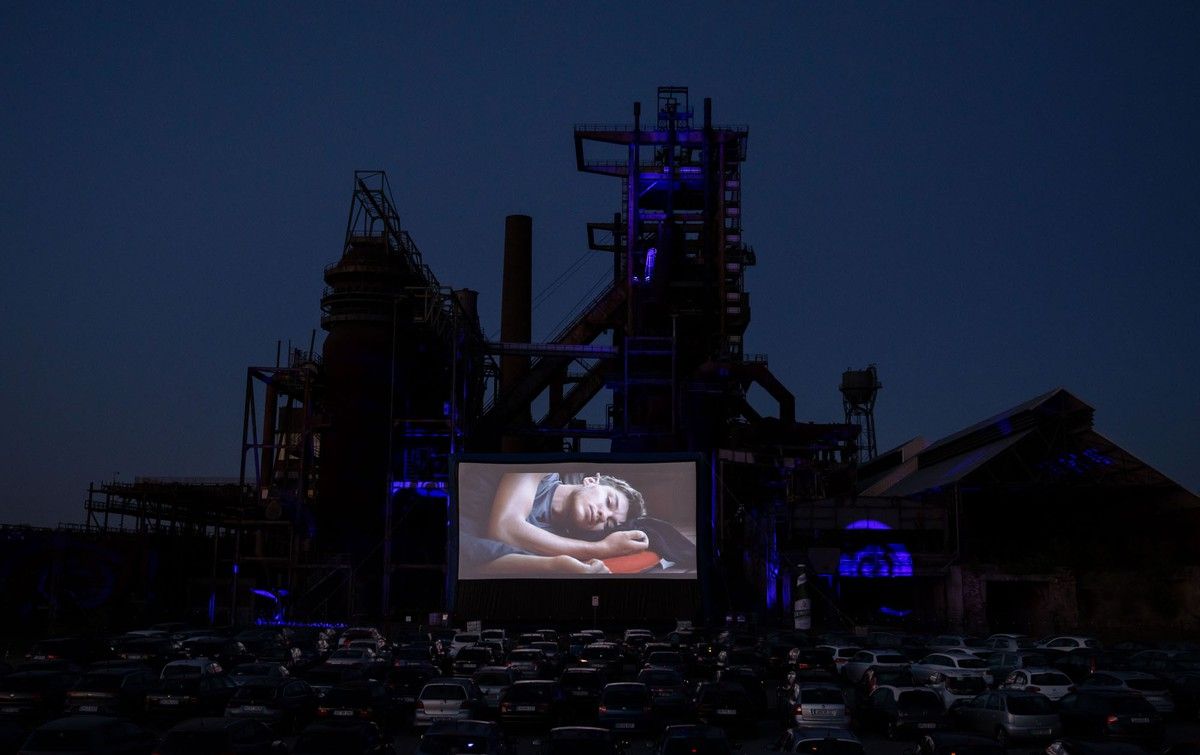 anh an tuong tuan 20 264 nhung buc anh ve covid 19 gay soc vu han tro lai va chien su cang thang o libya