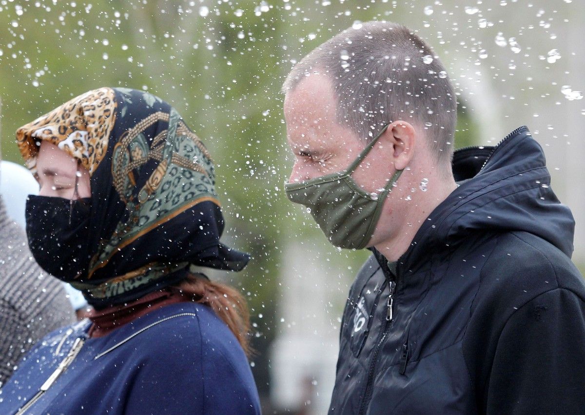 anh an tuong tuan 20 264 nhung buc anh ve covid 19 gay soc vu han tro lai va chien su cang thang o libya