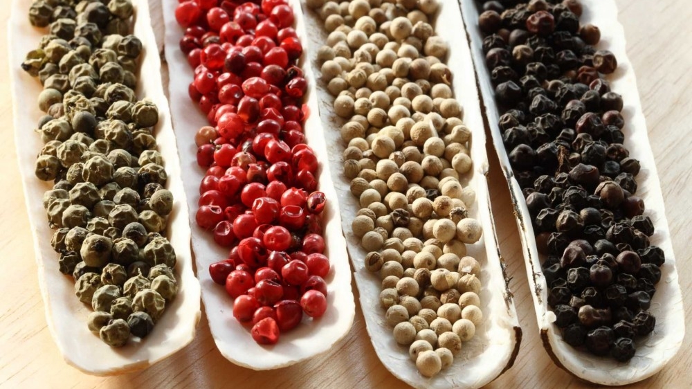 Giá tiêu hôm nay 11/12, tiêu Việt xuất sang hai thị trường lớn nhất đều giảm mạnh, nguồn cung tăng, có nên đầu cơ?