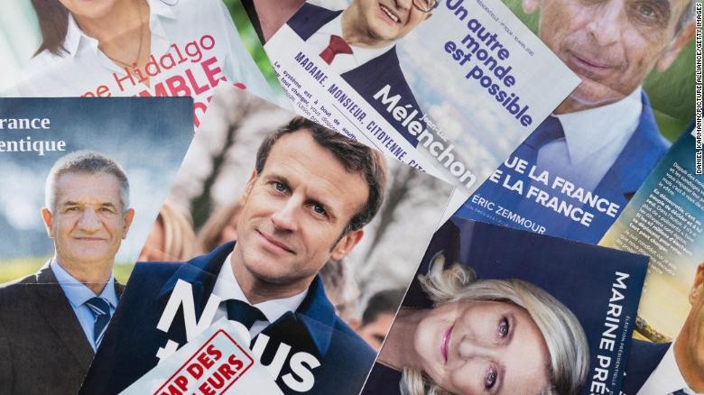 Cử tri Pháp đi bỏ phiếu vòng một bầu cử Tổng thống