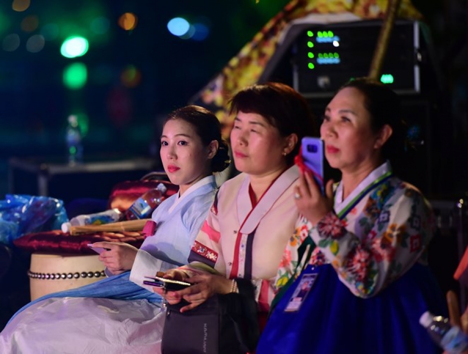 festival hue 2018 lung linh trong dem hoi sac mau van hoa viet han