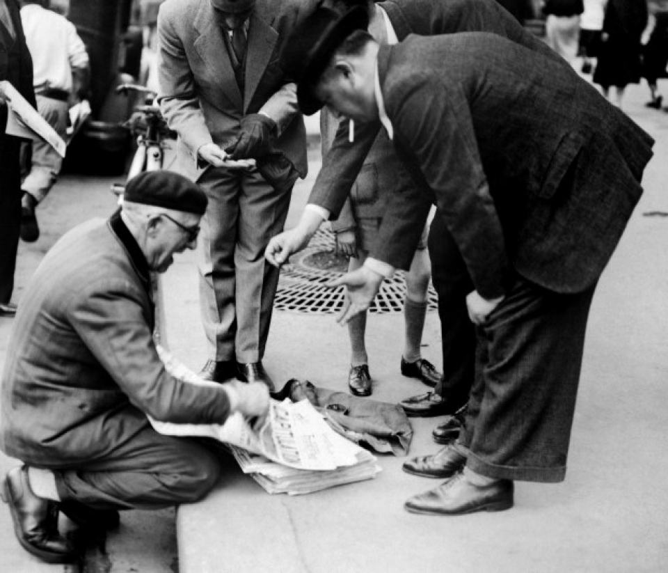 Năm 1945 và ký ức về chiến thắng khiến cả châu Âu tưng bừng tung bung hinh anh ngay chien thang o chau au nam 1945