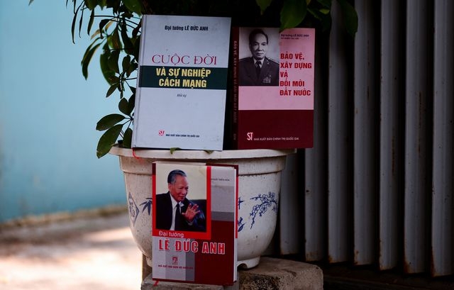 nho ve buc thu dac biet dai tuong le duc anh gui cho du hoc sinh