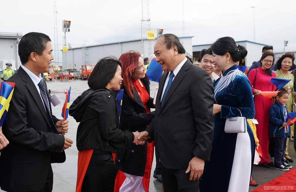 thu tuong den stockholm bat dau tham chinh thuc vuong quoc thuy dien