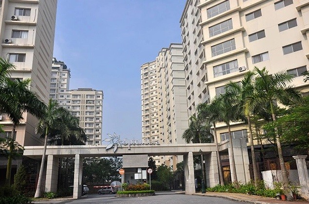 Bất động sản mới nhất: Hà Nội thanh tra 33 tổ chức, siết quản lý hơn 1.200 biệt thự cũ; thế chấp sổ đỏ cần lưu ý gì? (Nguồn: Dân trí) Bất động sản mới nhất: Hà Nội thanh tra 33 tổ chức, siết quản lý hơn 1.200 biệt thự cũ; thế chấp sổ đỏ cần lưu ý gì? (Nguồn: Dân trí)