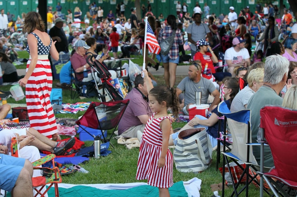 nuoc my tung bung ky niem ngay quoc khanh lan thu 241