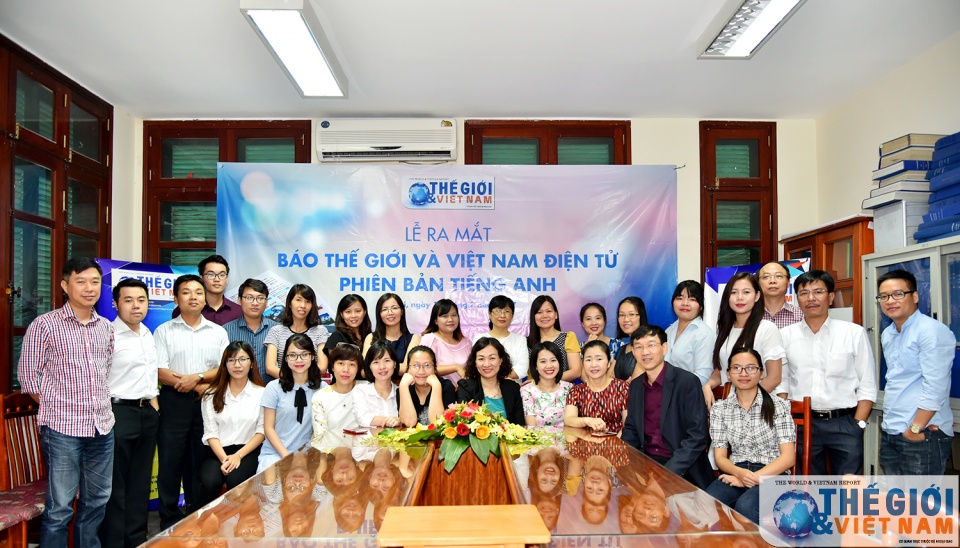 ra mat bao the gioi viet nam dien tu phien ban tieng anh