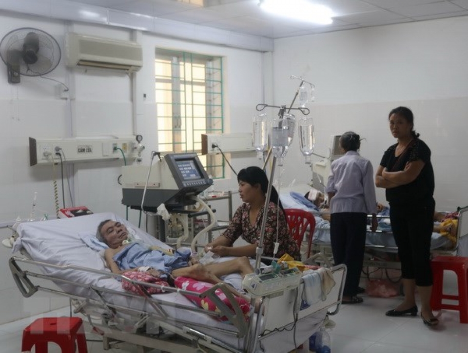 dieu tra vu xe khach lao xuong vuc tai cao bang