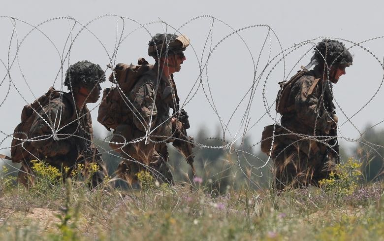 Ảnh ấn tượng tuần 28/6-4/7: Nga, Ukraine, Mỹ, NATO làm ‘dậy sóng’ Biển Đen, Đông Jerusalem ‘sôi sục’ và tai nạn máy bay thảm khốc ở Philippines