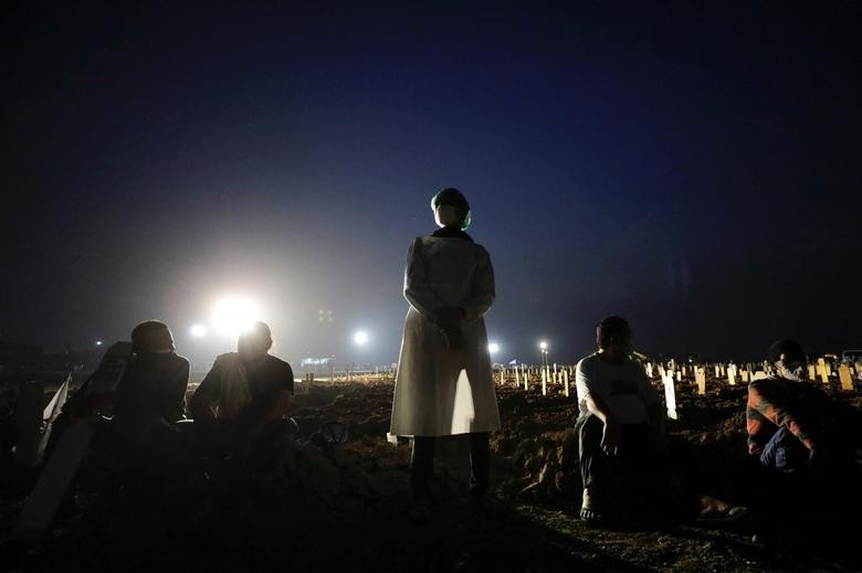 Ảnh ấn tượng tuần 5-11/7: Đấu súng sau vụ ám sát Tổng thống Haiti; ‘bà hỏa’ nổi giận tại Thổ Nhĩ Kỳ và bóng đen Covid-19 ở Đông Nam Á