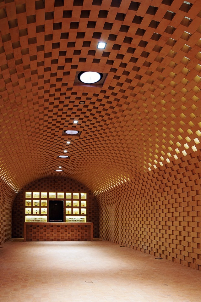 nhung toa nha bang gach hien dai nhat the gioi