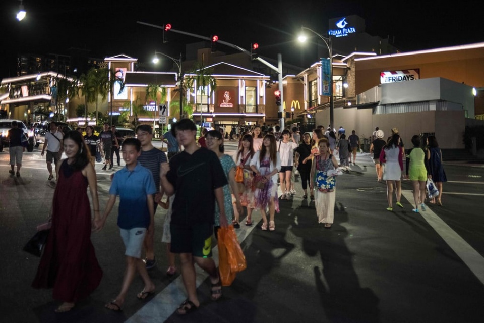 cuoc song thuong nhat thanh binh o dao guam