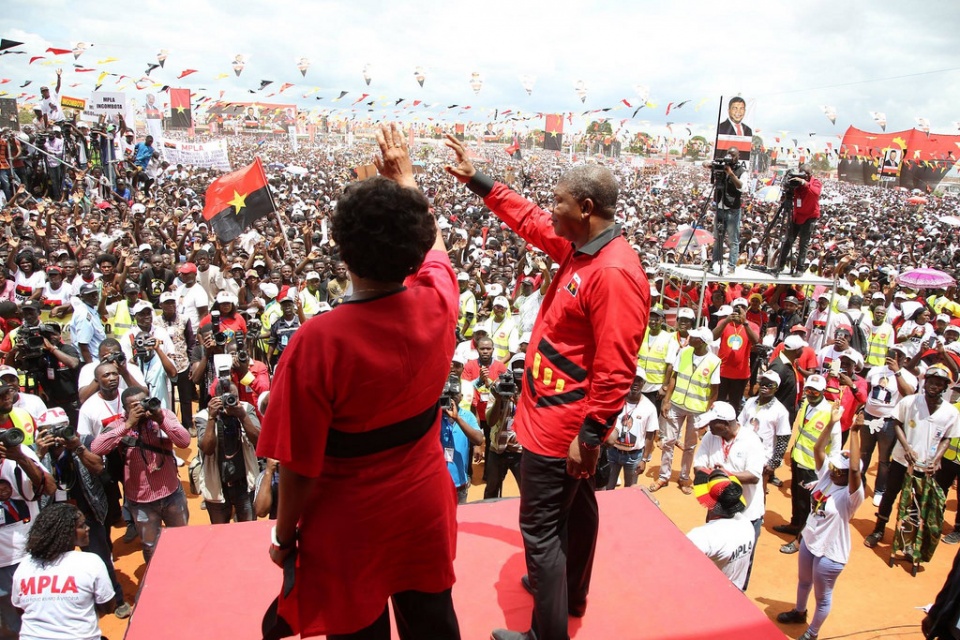 Bầu cử Tổng thống Angola, đảng MPLA chiếm ưu thế bau cu tong thong angola dang mpla chiem uu the