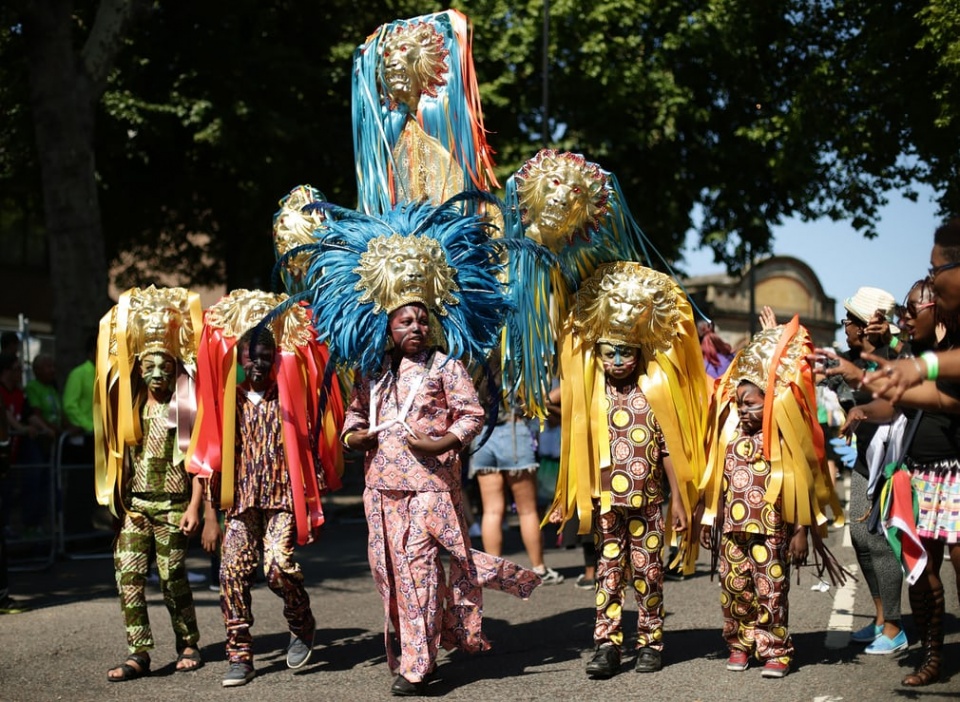 Sôi động Lễ hội Notting Hill 2017 - Ngày gia đình soi dong le hoi notting hill 2017 ngay gia dinh
