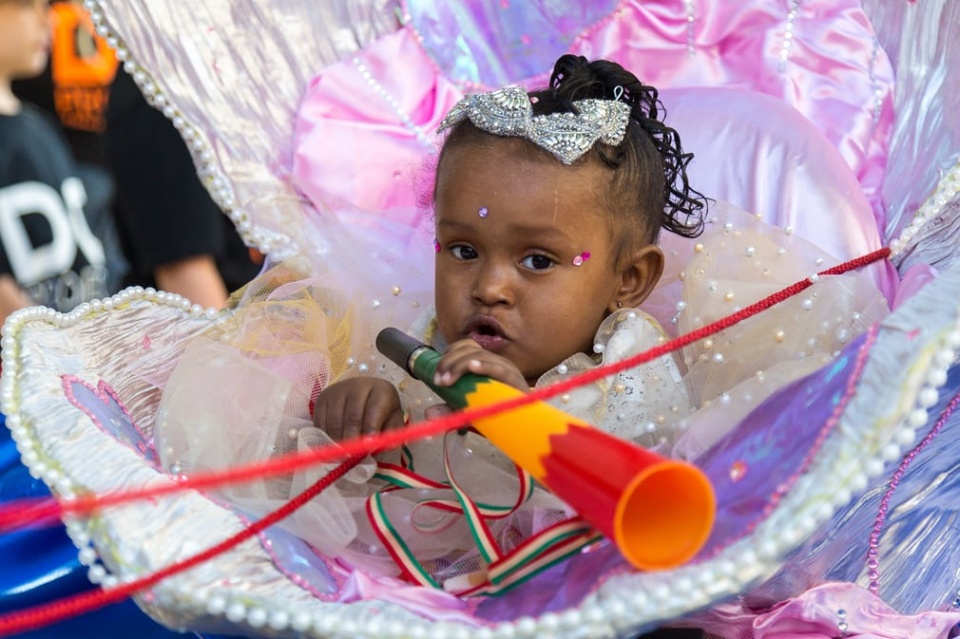 Sôi động Lễ hội Notting Hill 2017 - Ngày gia đình soi dong le hoi notting hill 2017 ngay gia dinh