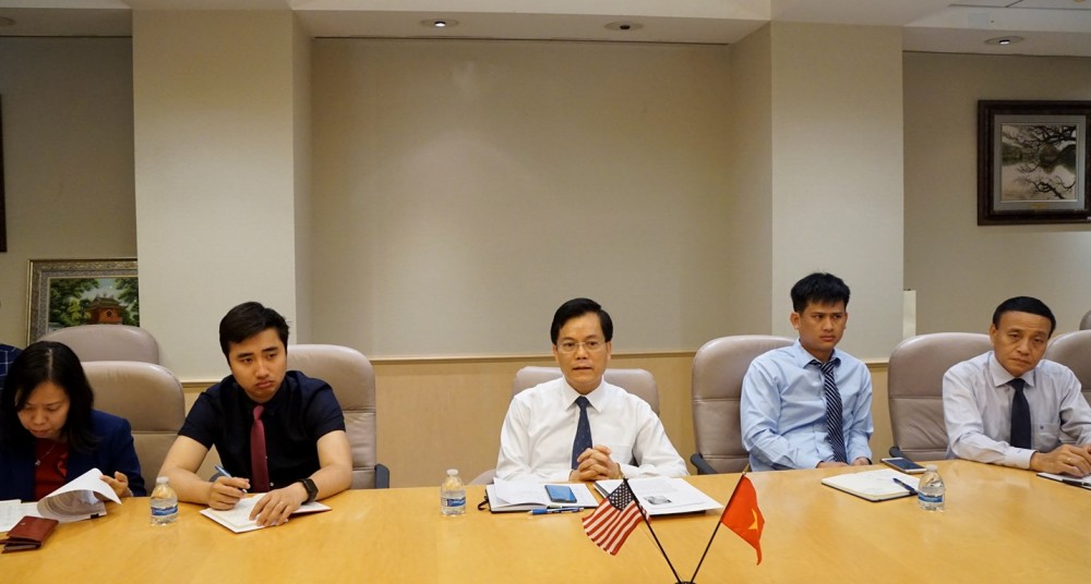 phat dong phong trao thi dua thuc hien di chuc cua bac ve cong tac doi ngoai