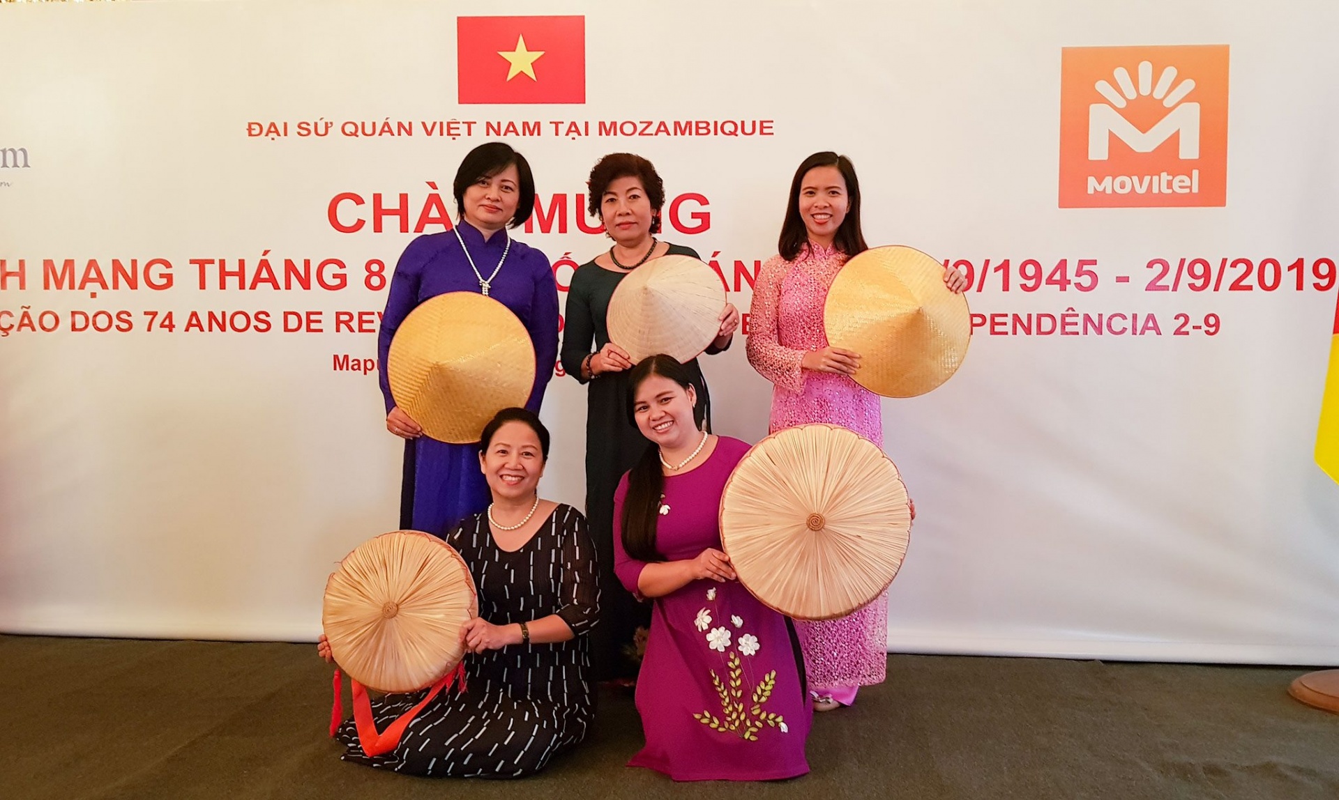 Long trọng kỷ niệm 74 năm Cách mạng tháng Tám và Quốc khánh 2/9 tại Mozambique long trong ky niem 74 nam cach mang thang tam va quoc khanh 29 tai mozambique