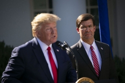 Được hỏi về tin đồn sa thải Bộ trưởng Quốc phòng, Tổng thống Trump nói 'cân nhắc sa thải tất cả'