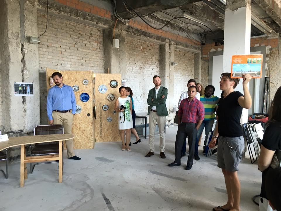 tac gia con duong gom su chia se ve gom viet tai duc