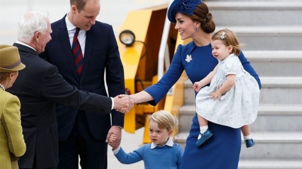 gia dinh hoang tu william cong du canada