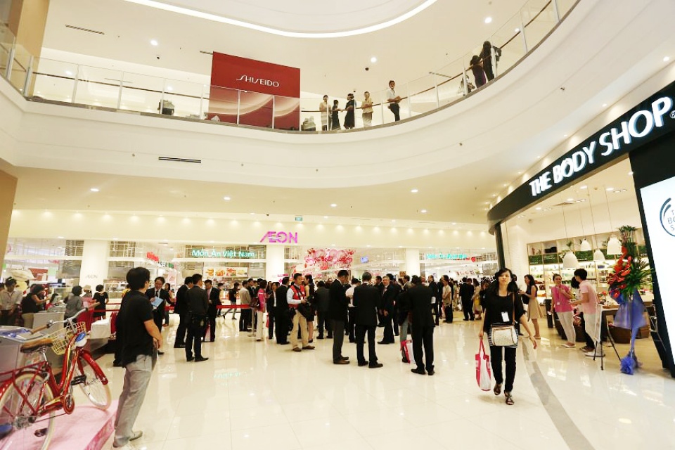 tai sao nha ban le ngoai do bo vao viet nam