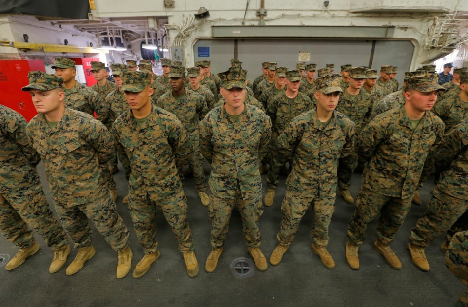 thuong vien my thong qua du luat tang manh ngan sach quoc phong