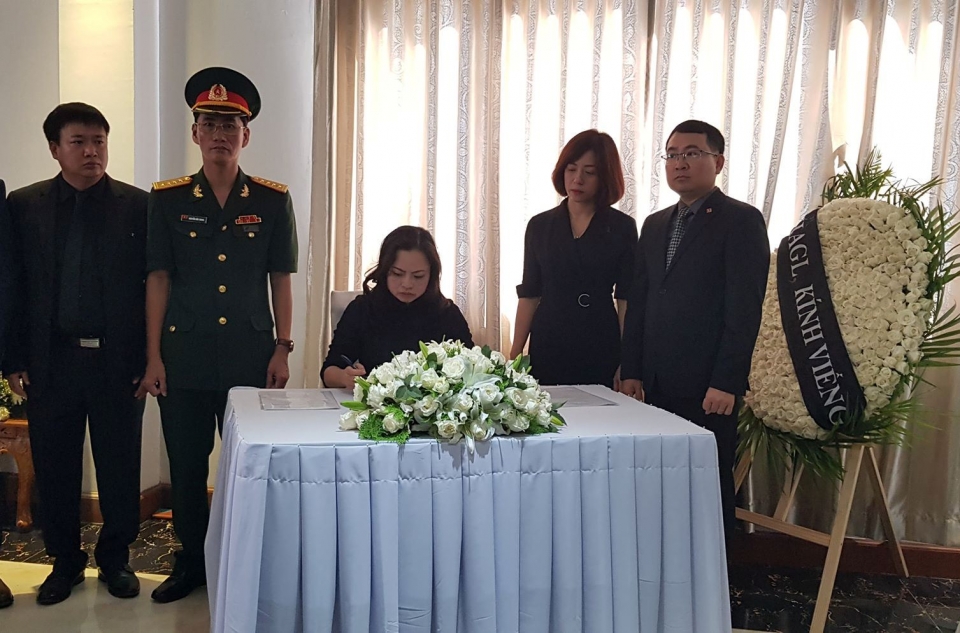 dai su quan cac nuoc tai myanmar vieng chu tich nuoc tran dai quang