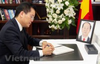 le vieng chu tich tran dai quang tai mong co