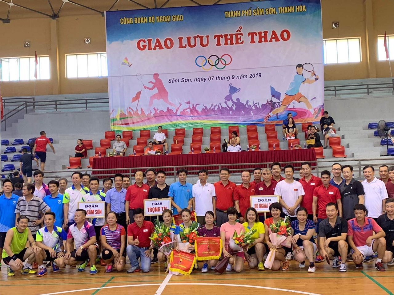 cong doan bo ngoai giao va ubnd tp sam son thanh hoa giao luu the thao