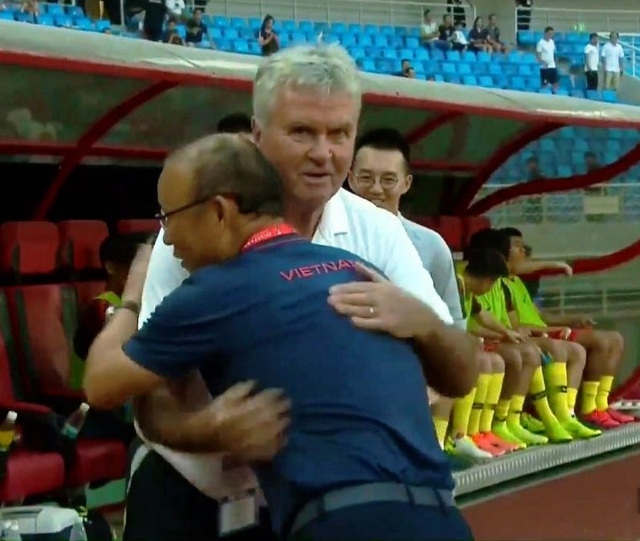 hlv guus hiddink chung toi can nhieu thoi gian de khac phuc cac nhuoc diem
