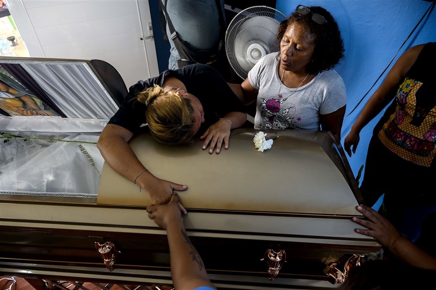 anh an tuong trong tuan 2 89 nghi si anh tranh thu chop mat tai quoc hoi va le hoi ngay tay an o my