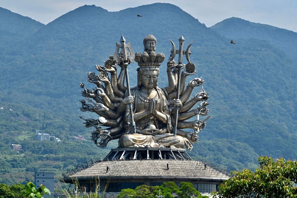 anh an tuong tuan 7 139 bau troi nhu ngay tan the o my cang thang belarus va nha sang lap wikileaks dac loi tu covid 19