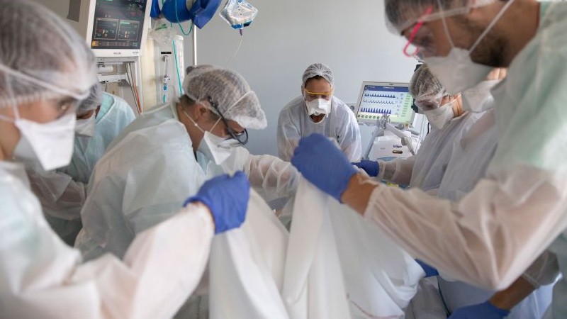 nguoi mac covid19 co the tai nhiem lien tuc neu khong duoc tiem vaccine