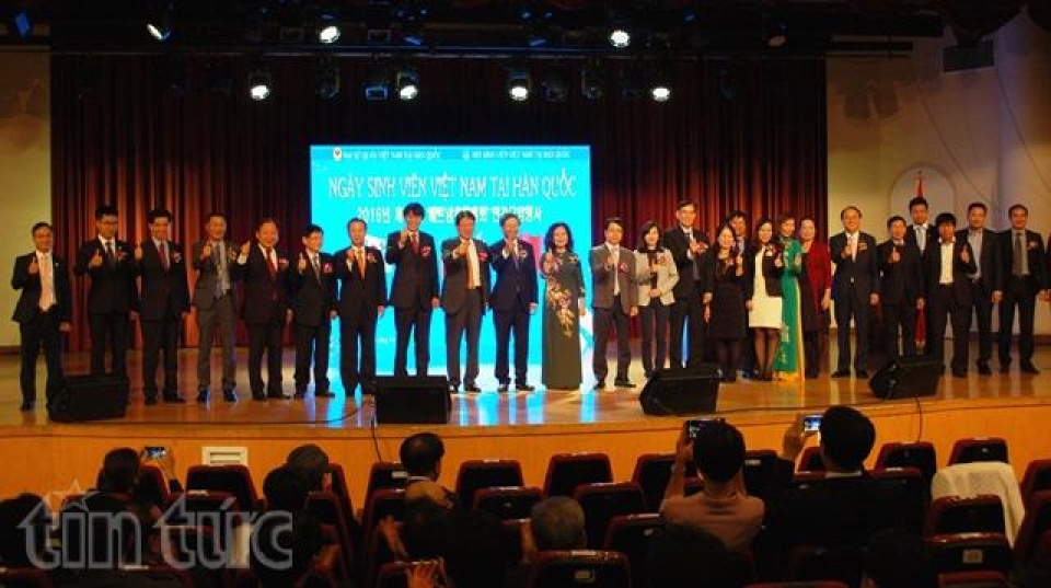 soi dong ngay sinh vien viet nam tai han quoc lan thu 12