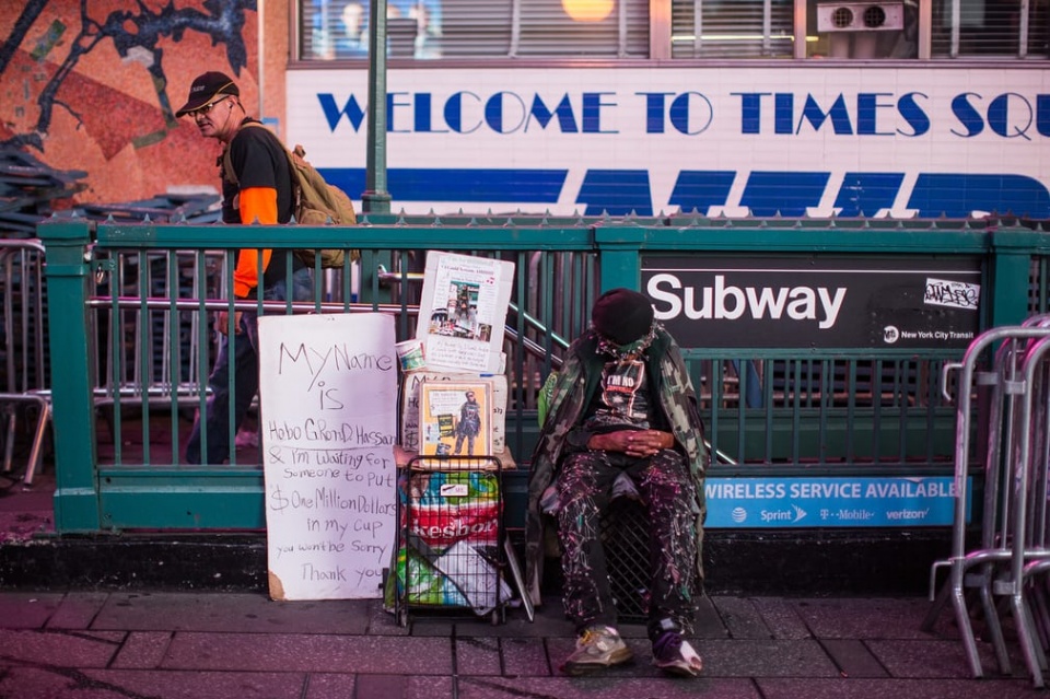 1 ngay o quang truong thoi dai qua anh