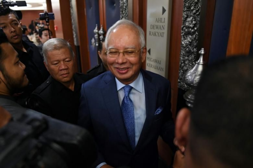 cuu thu tuong malaysia tiep tuc bi tham van ve 1mdb