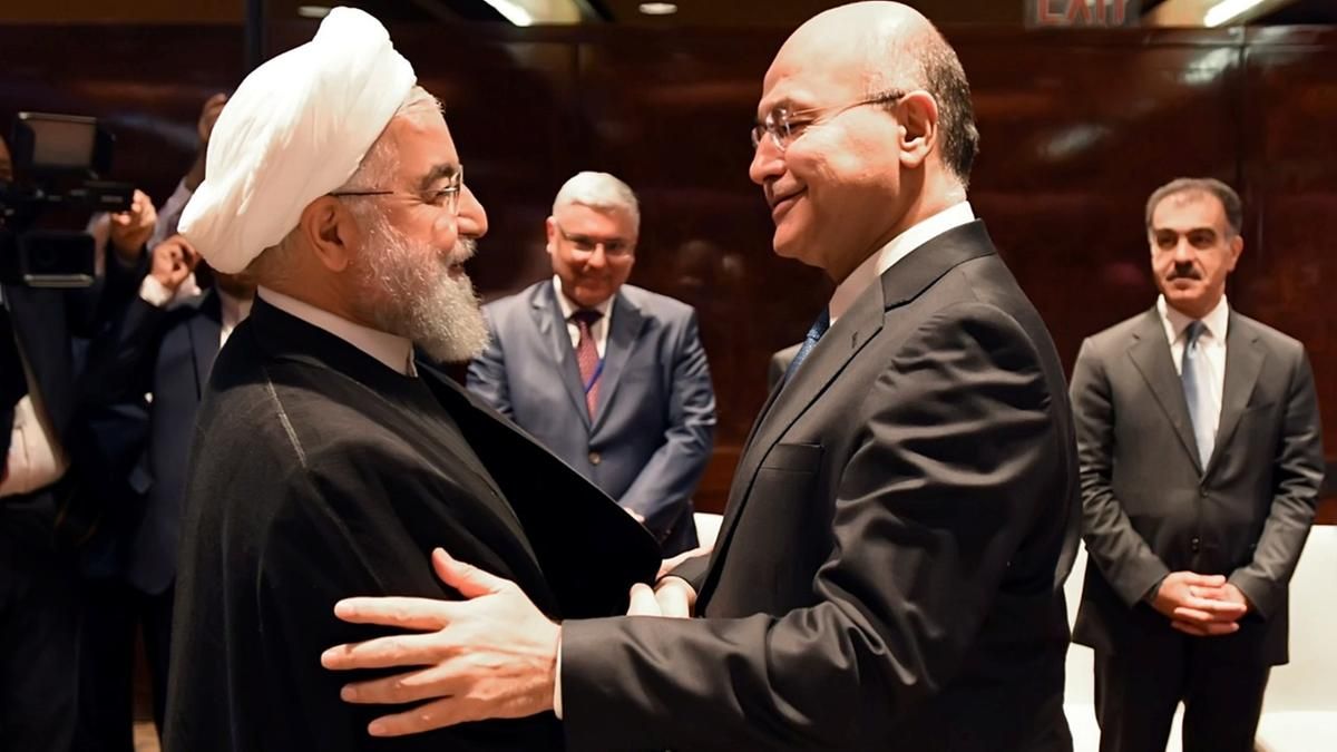 Hai nhân viên ngoại giao bị tấn công, Iraq tạm dừng hoạt động lãnh sự quán tại Iran hai nhan vien ngoai giao bi tan cong iraq tam dung hoat dong lanh su quan tai iran