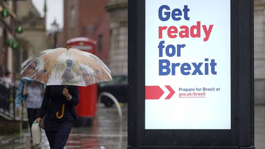 chuan bi chien dich san sang cho brexit cac cong ty anh chay nuoc rut