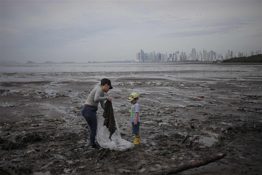 tong thong trump gian du voi phong vien va ky niem 1 nam ngay nha bao khashoggi bi sat hai