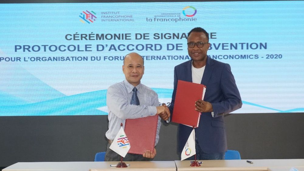 Lễ ký kết thỏa thuận đồng tổ chức Franconomics 2020 giữa IFI và OIF Franconomics - 2020 sẽ là sự kiện vượt qua không gian và thời gian