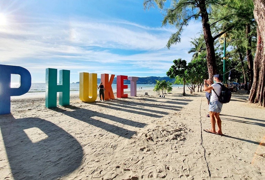 Đảo Phuket của Thái Lan đã mở cửa đón khách du lịch quốc tế từ tháng 7/2021. (Nguồn: Bangkok Post) Đảo Phuket của Thái Lan đã mở cửa đón khách du lịch quốc tế từ tháng 7/2021. (Nguồn: Bangkok Post)