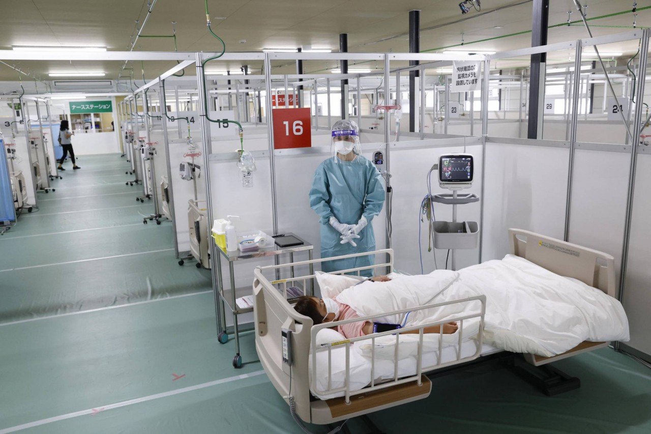 Covid-19: Thủ tướng Nhật Bản cam kết tăng cường hệ thống y tế, ca tử vong tai Nga lại lập kỷ lục