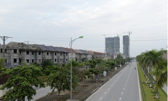 Bất động sản mới nhất: Nguồn vốn vẫn đổ vào thị trường, địa ốc cho thuê trước áp lực chạm đáy, đỏ mắt tìm nhà giá rẻ ở Hà Nội